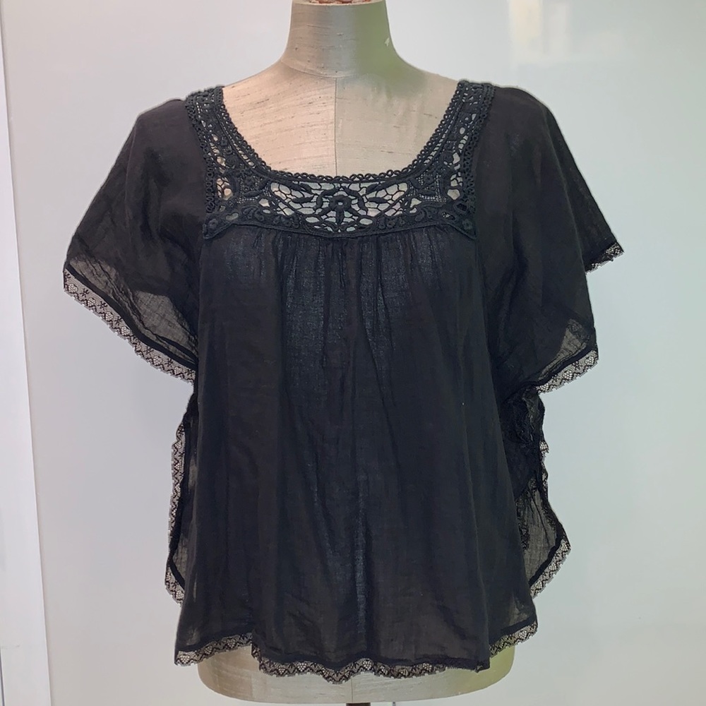 Crochet neckline cover up top